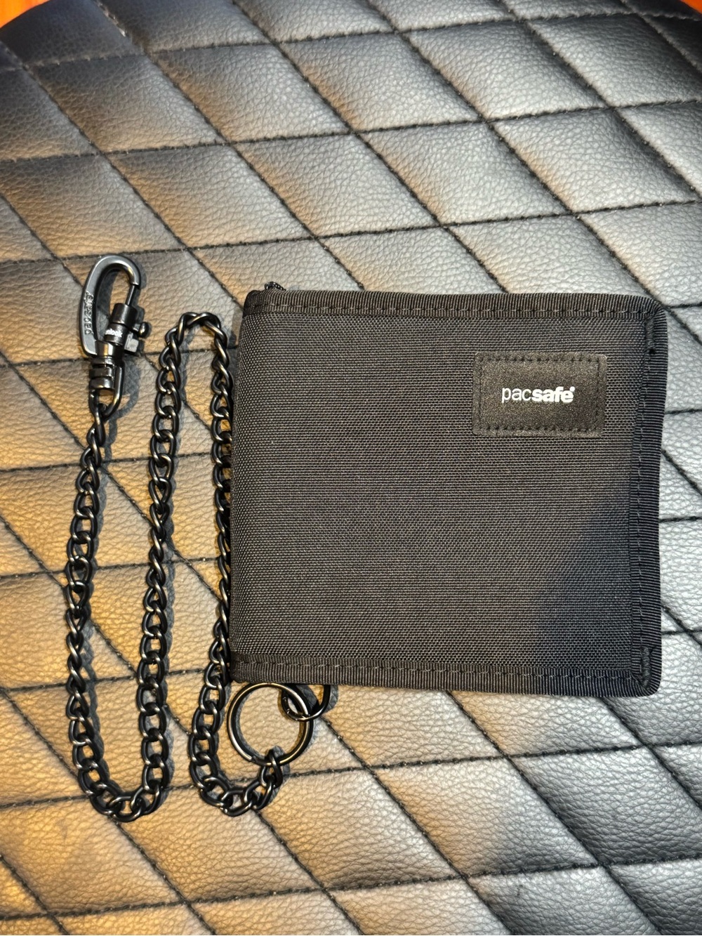 Pacsafe Black Men's Chain Bifold Wallet with Safety Chain
